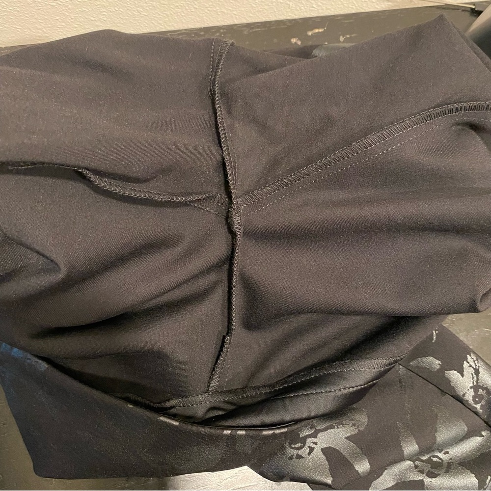 SOFT SURROUNDINGS Black Twilight Floral Pants Size XS(2/4) Thick Pull-On Casual - Picture 7 of 11
